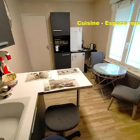 Appartement Climatise 2 Chambres, Sauna, A 5Mn De La Plage, Animaux Gratuits, De 2 A 9 Nuits Maxi, Meme Prix Pour 1 Ou 4 Personnes * Dunkirk